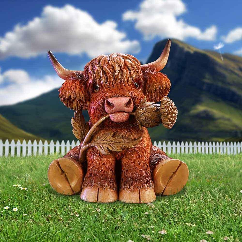 Highland Cow Thistle Figurine - Handcrafted Decor - Home Decor