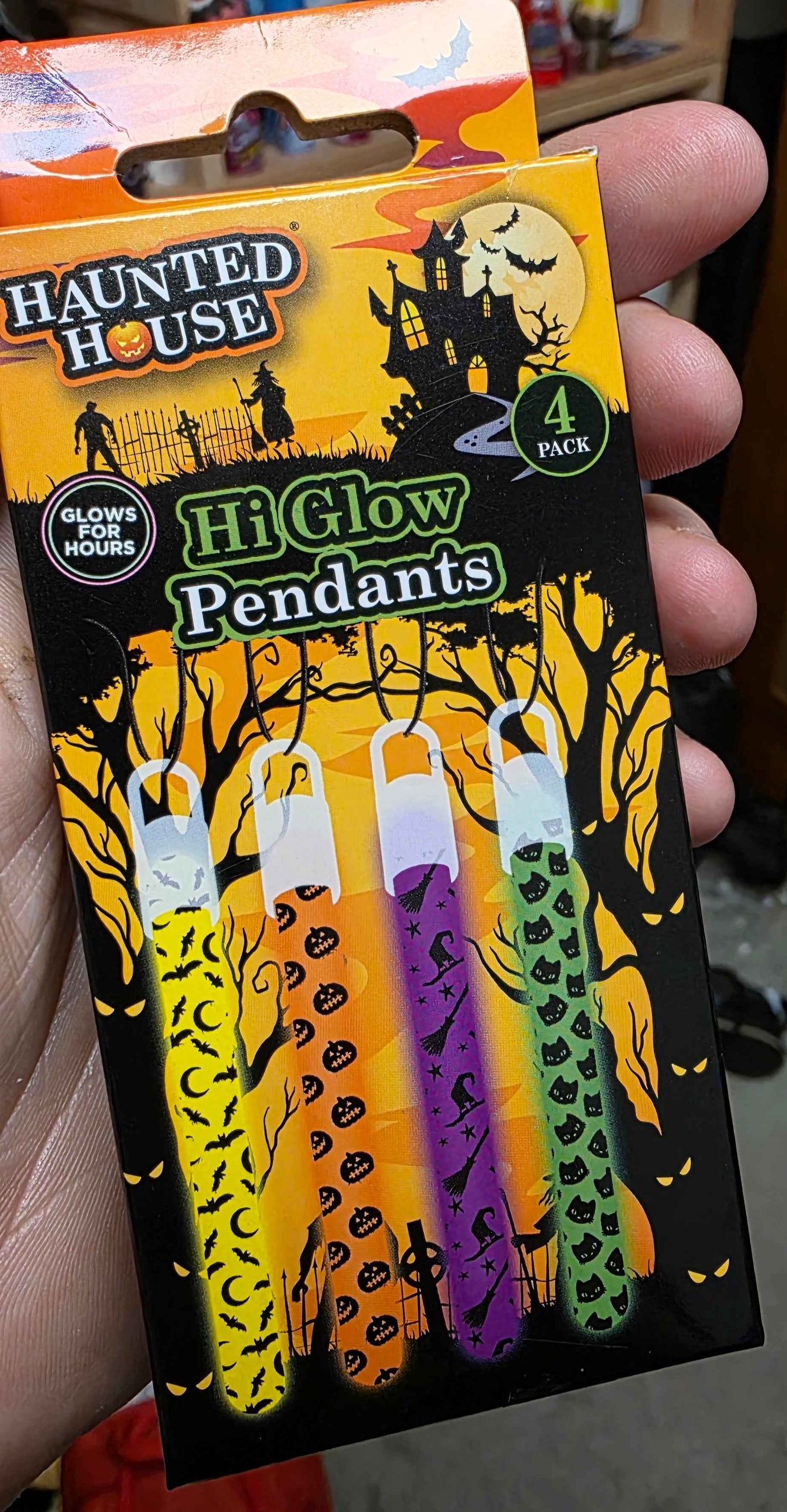 Hi Glow Halloween Pendants 4 Pack - Captivating Halloween Glow Pendants for Spooktacular Celebrations
